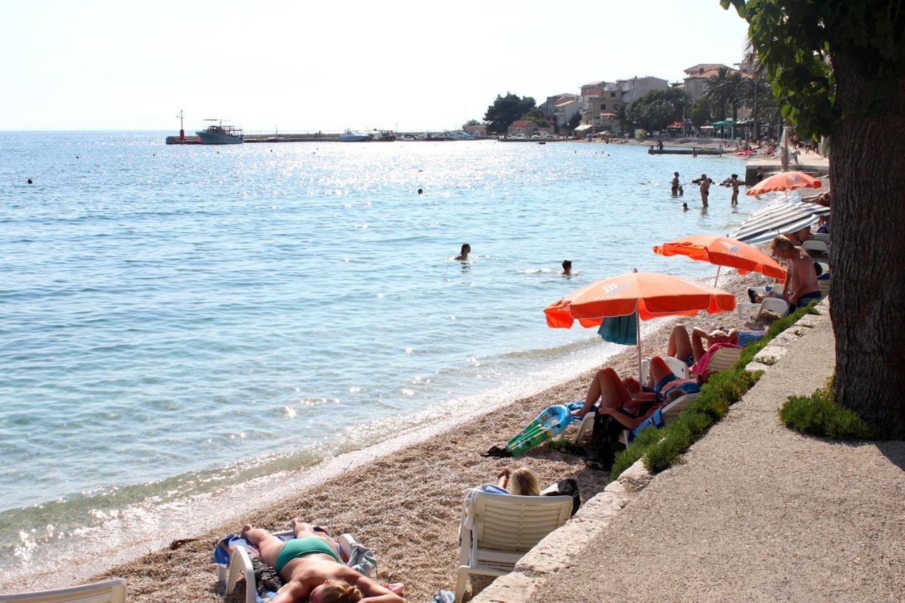 Apartments And Rooms With Parking Space Gradac, Makarska - 6819 غراداك المظهر الخارجي الصورة