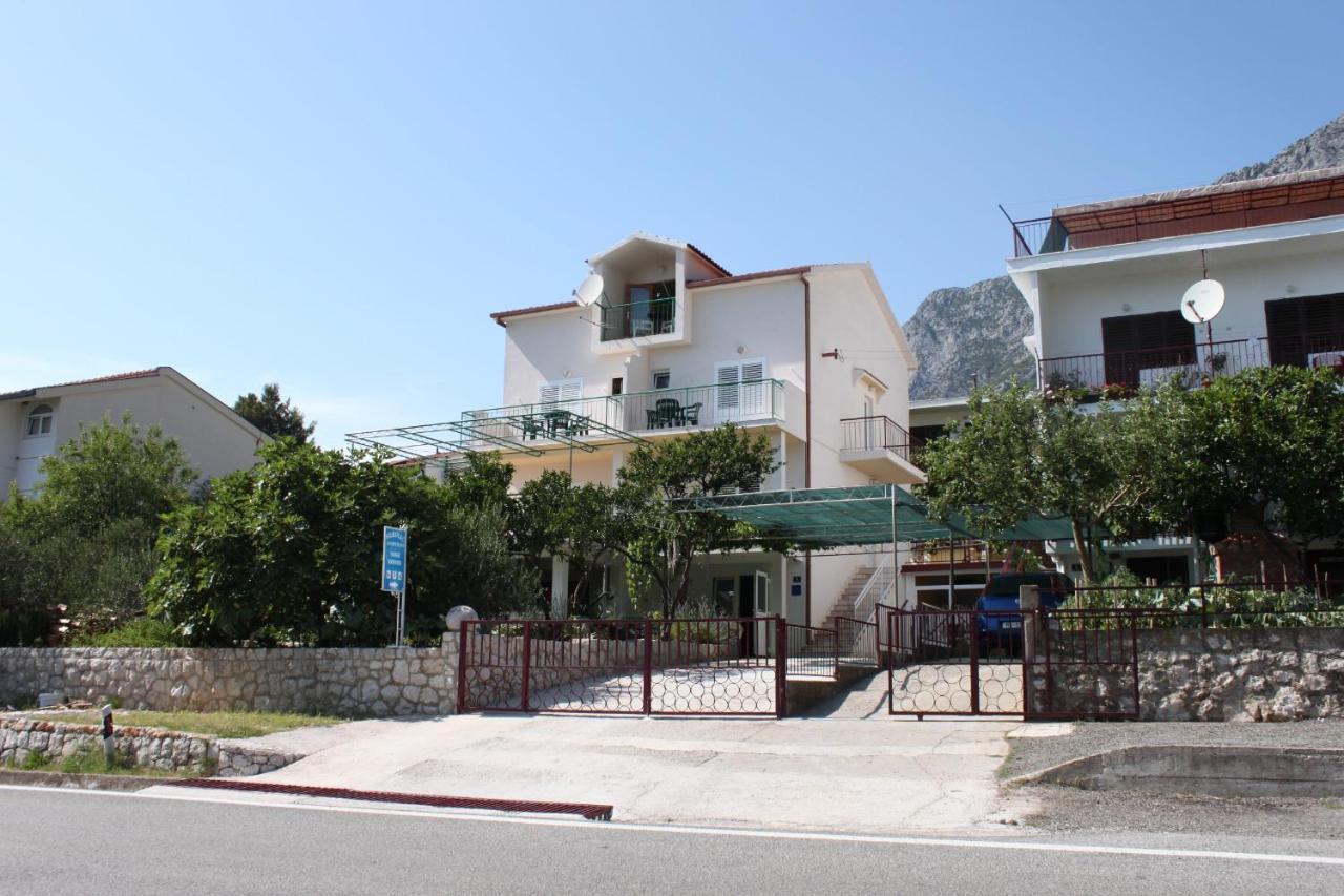 Apartments And Rooms With Parking Space Gradac, Makarska - 6819 غراداك المظهر الخارجي الصورة