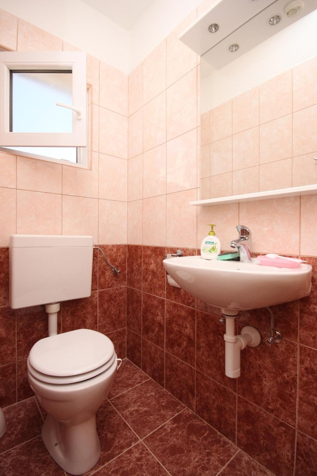 Apartments And Rooms With Parking Space Gradac, Makarska - 6819 غراداك الغرفة الصورة